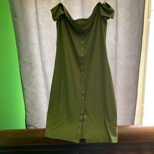 Guess Off the shoulder 👗